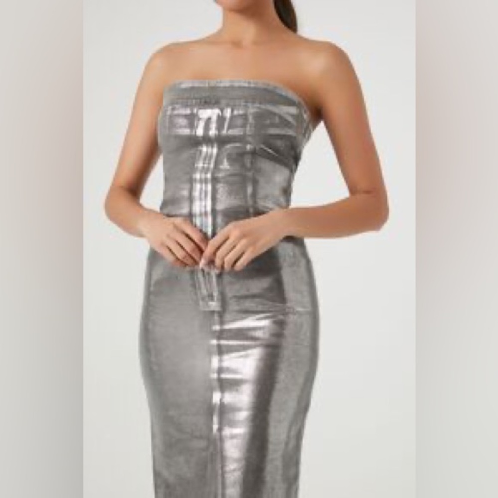 Forever 21 Strapless Silver Dress